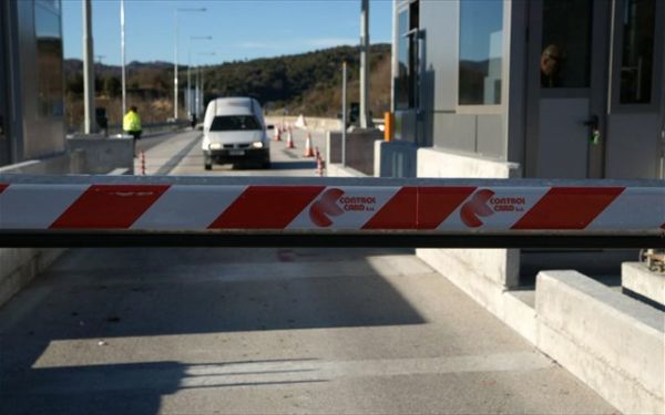 Πως απαντά το υπ. Υποδομών στις αντιδράσεις για τα διόδια σε Μώλο και Μπράλο