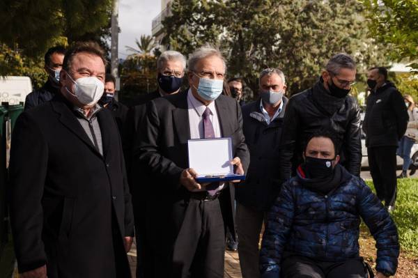 Όμιλος ΕΛΠΕ: Παρέδωσε Παιδικές Χαρές, για παιδιά με ειδικές ανάγκες