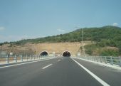 Πόσο κοστίζει η νέα συμφωνία για τους οδικούς άξονες;