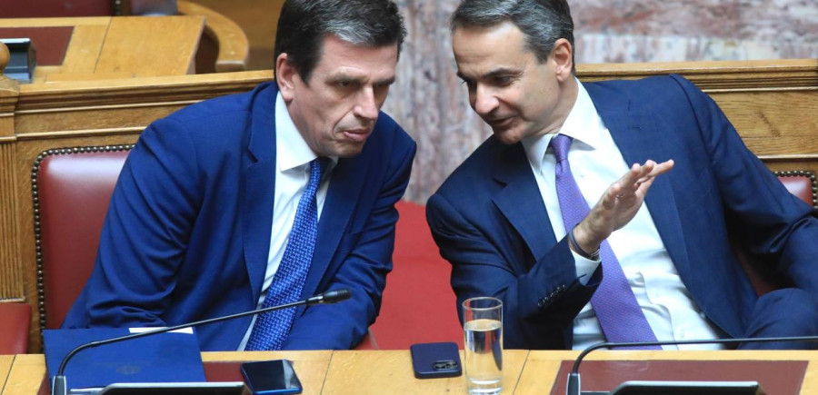 Η δεξιά πτέρυγα της ΝΔ και η πραγματική ουσία της τροπολογίας για τους μετανάστες