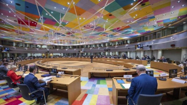 Eurogroup: Στήριξη σε ευάλωτες ομάδες- Προσοχή στο δημόσιο χρέος