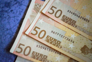 Ποιοι και πότε θα λάβουν το έκτακτο επίδομα