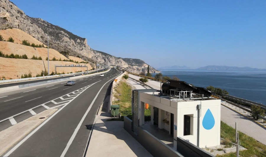 Ολυμπία Οδός: «Νερό από τον αέρα» σε επιπλέον χώρους στάθμευσης