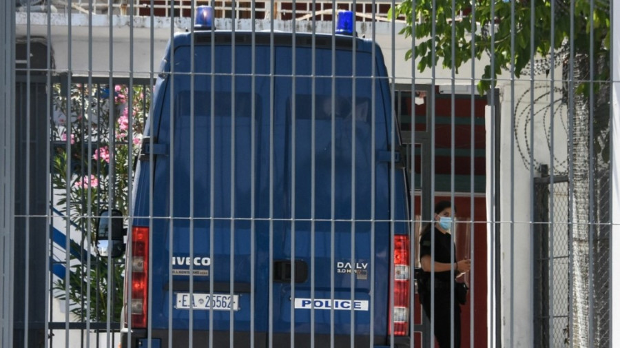 Κρήτη: Νεκρή η 34χρονη που είχε πετάξει το μωρό της στα σκουπίδια
