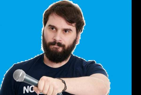 Η Pizza Fan απέλυσε τον κωμικό, Πάρι Ρούπο, επειδή... θίχτηκε ο Μπογδάνος