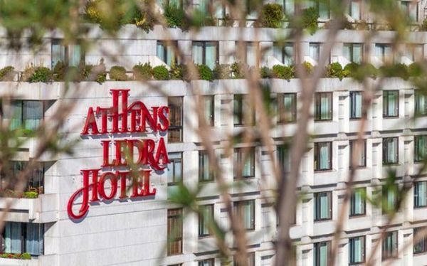 Athens Ledra: Αποχωρούν από το ξενοδοχείο οι εργαζόμενοι