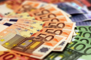 ΕΚΤ: 444.000 πλαστά ευρώ το 2025 – 20ευρα και 50εύρα το 80% των παραχαράξεων