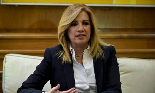 Γεννηματά: Εθνική και κοινωνική αφύπνιση τώρα