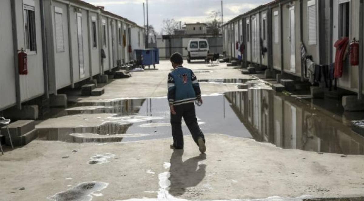 Επιχείρηση της ΕΛΑΣ στη δομή φιλοξενίας του Ελαιώνα