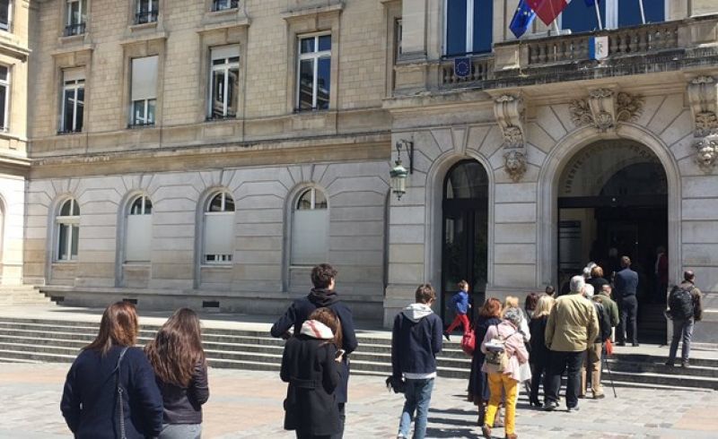 Περίπου 20% αναμένεται η αποχή στις γαλλικές εκλογές