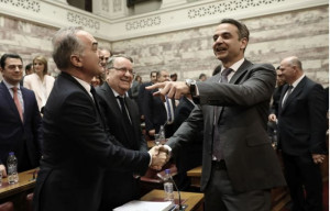 «Tέλος» και από την Νέα Δημοκρατία ο Μάριος Σαλμάς