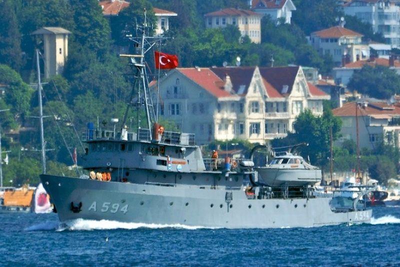Έβγαλαν στο Αιγαίο το «Τσεσμέ» οι Τούρκοι