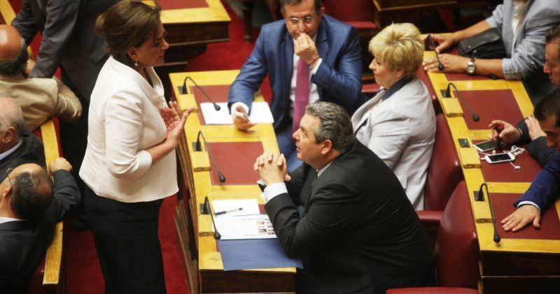Κόντρα Καμμένου - Μπακογιάννη για το Σκοπιανό
