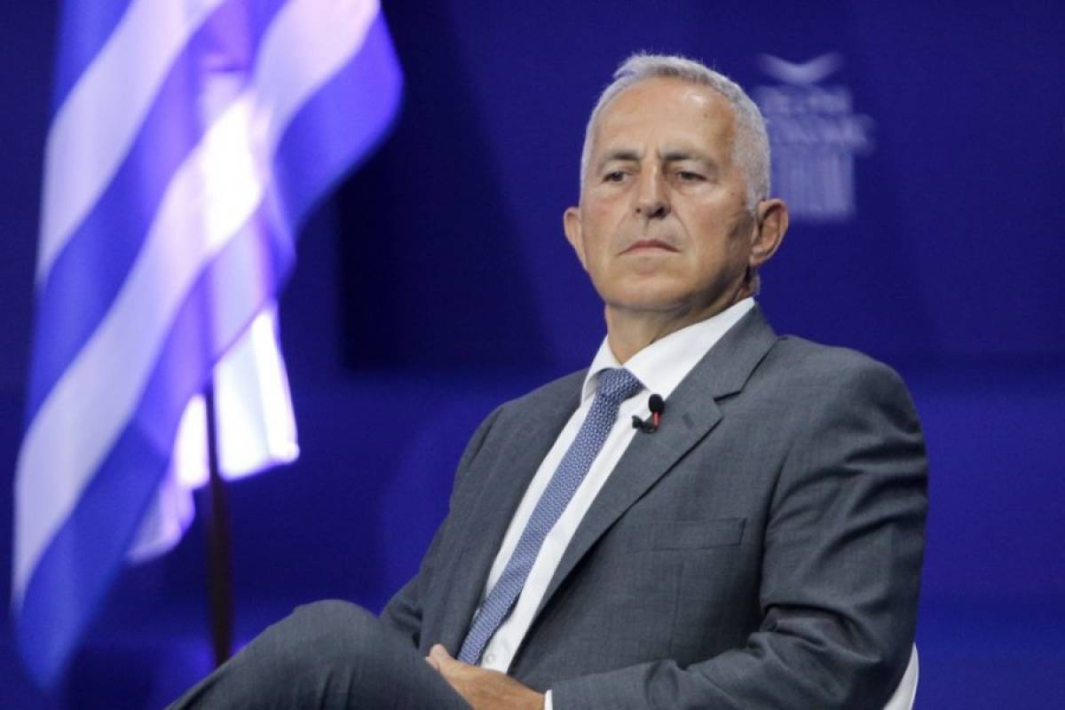 Το χρονικό της εμπλοκής με τον Αποστολάκη-«Δείλιασε», λέει το Μαξίμου