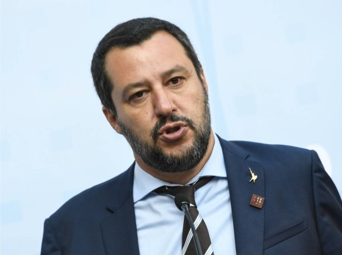 Σαλβίνι:Το ΔΝΤ απειλεί την παγκόσμια οικονομία, όχι η Ιταλία