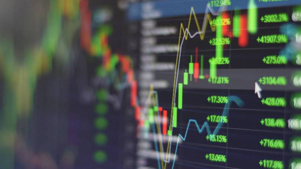 Κοντά στα ιστορικά υψηλά τους οι ευρωπαϊκές μετοχές