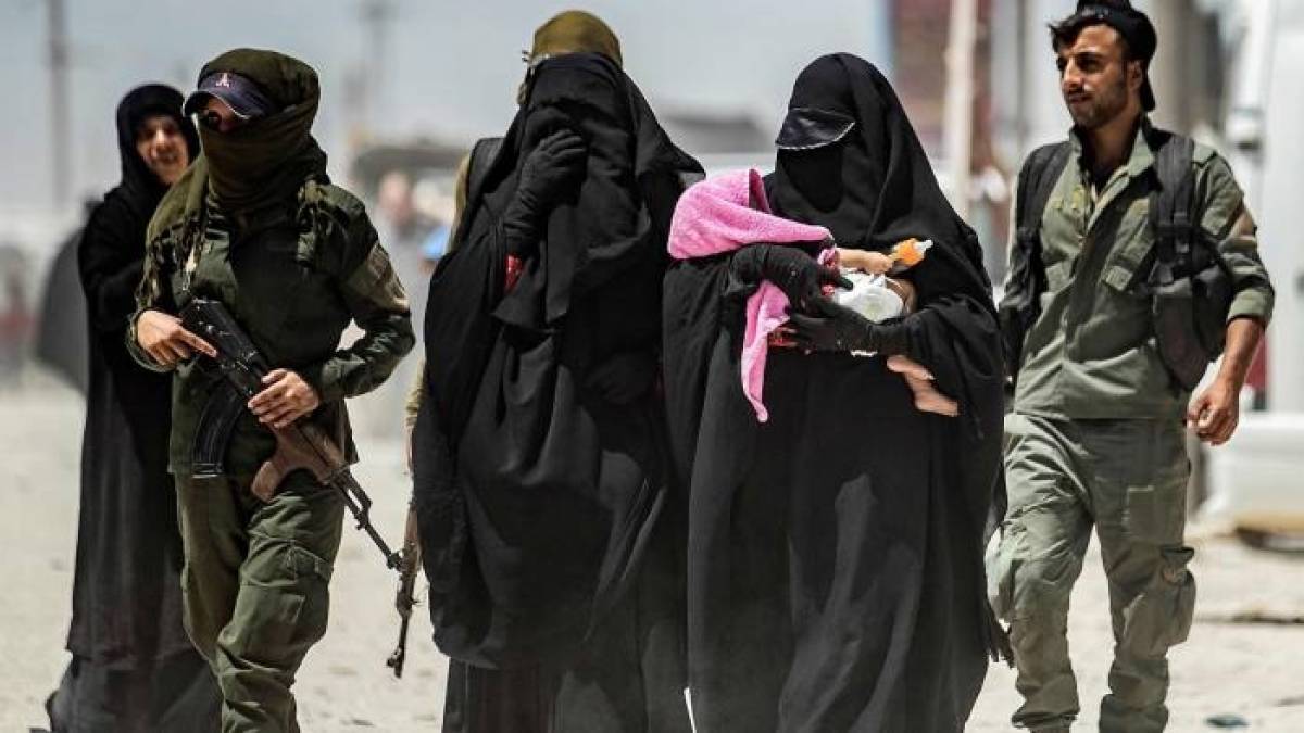 Έρευνα: Πού βρήκε όπλα το ISIS
