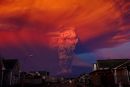 Συναγερμός στη Χιλή- Ξύπνησε το ηφαίστειο μετά από 50 χρόνια (vid)