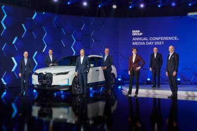Το BMW Group επιταχύνει την τεχνολογική του επέλαση