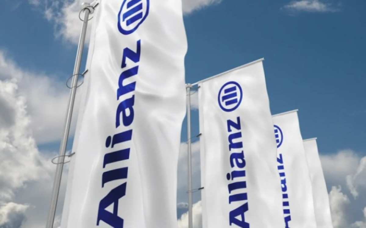 Allianz: Αναγκαία η μείωση εξάρτησης της οικονομίας από τον τουρισμό