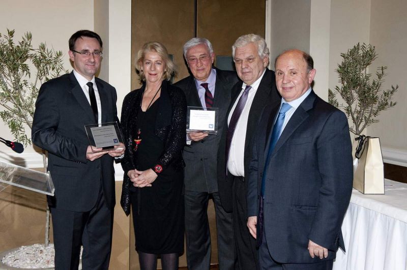 Tα HELLENIC DUTY FREE SHOPS βραβεύουν τον "Προμηθευτή της Χρονιάς 2011"