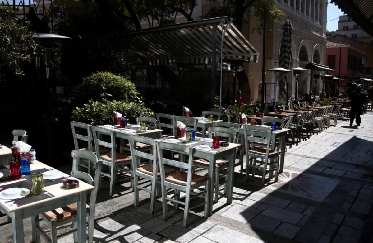 Τραπεζοκαθίσματα: Παράταση έως 15/1 για την επέκταση σε κοινόχρηστους χώρους