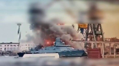 Η Ρωσία επιβεβαιώνει πλήγμα σε πολεμικό πλοίο στην Κριμαία
