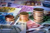 Προϋπολογισμός 2016: Έλλειμμα 814 εκατ. ευρώ στο πεντάμηνο