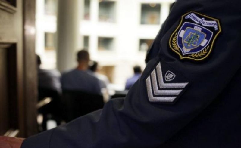 Μυτιλήνη: Αρχιφύλακας συνελήφθη για συμμετοχή σε κύκλωμα πλαστότητας εγγράφων