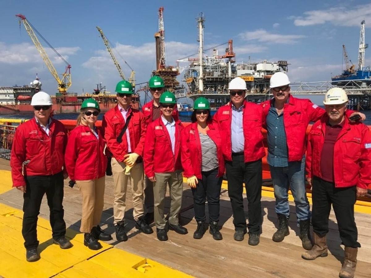 Στις εγκαταστάσεις της Energean βρέθηκε ο υφυπουργός Ενέργειας των ΗΠΑ