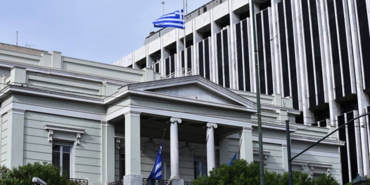 ΥΠΕΞ για Ερντογάν: Ο κατ'εξοχήν παραβάτης δίνει παράσταση πολεμικής ρητορικής