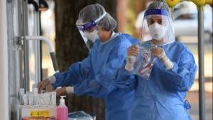 Κορονοϊός-Ελλάδα: 72 θάνατοι και 6.926 νέα κρούσματα-359 διασωληνωμένοι, 118 επαναλοιμώξεις
