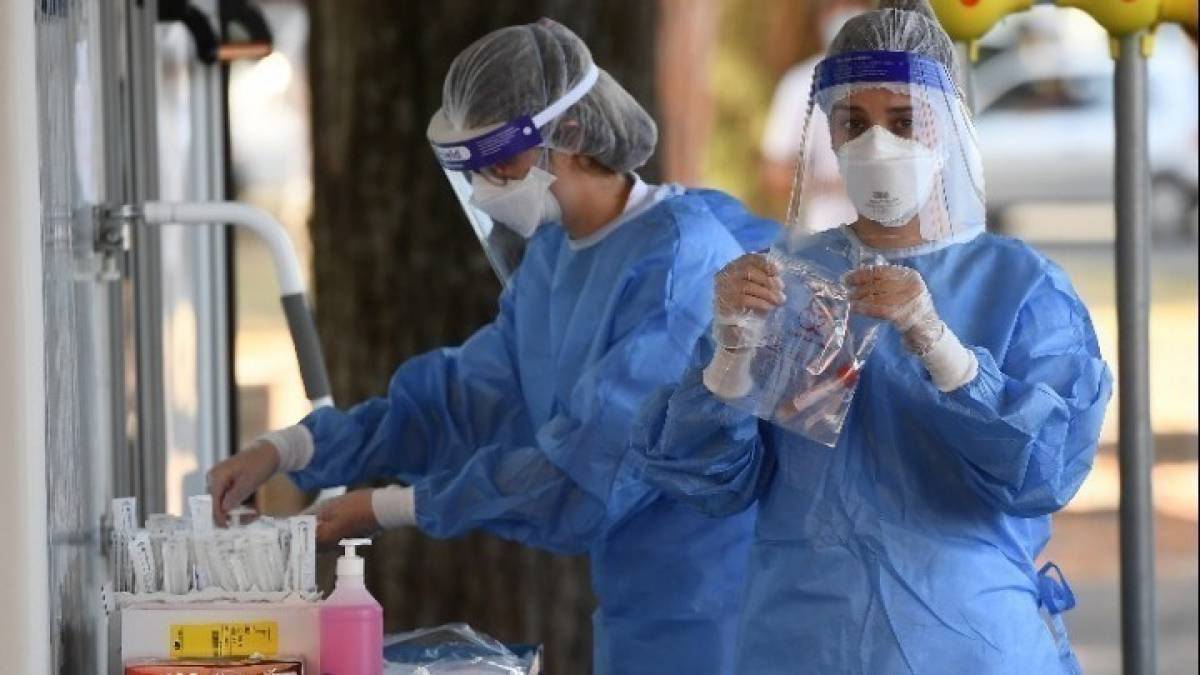 Κορονοϊός-Ελλάδα: 72 θάνατοι και 6.926 νέα κρούσματα-359 διασωληνωμένοι, 118 επαναλοιμώξεις