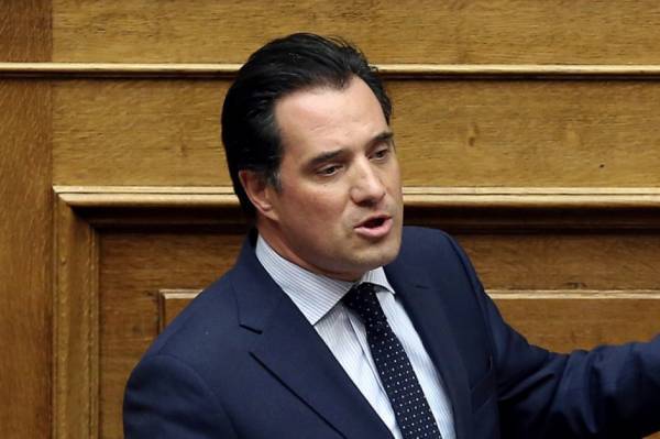 Γεωργιάδης: Δίκτυο υδροπλάνων σε ένα χρόνο από σήμερα