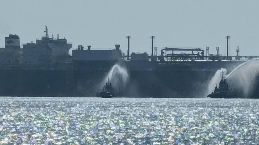 CNBC: Σε drone οφειλόταν η επίθεση σε πλοία μεταφοράς LNG υποστηρίζει η Αίγυπτος