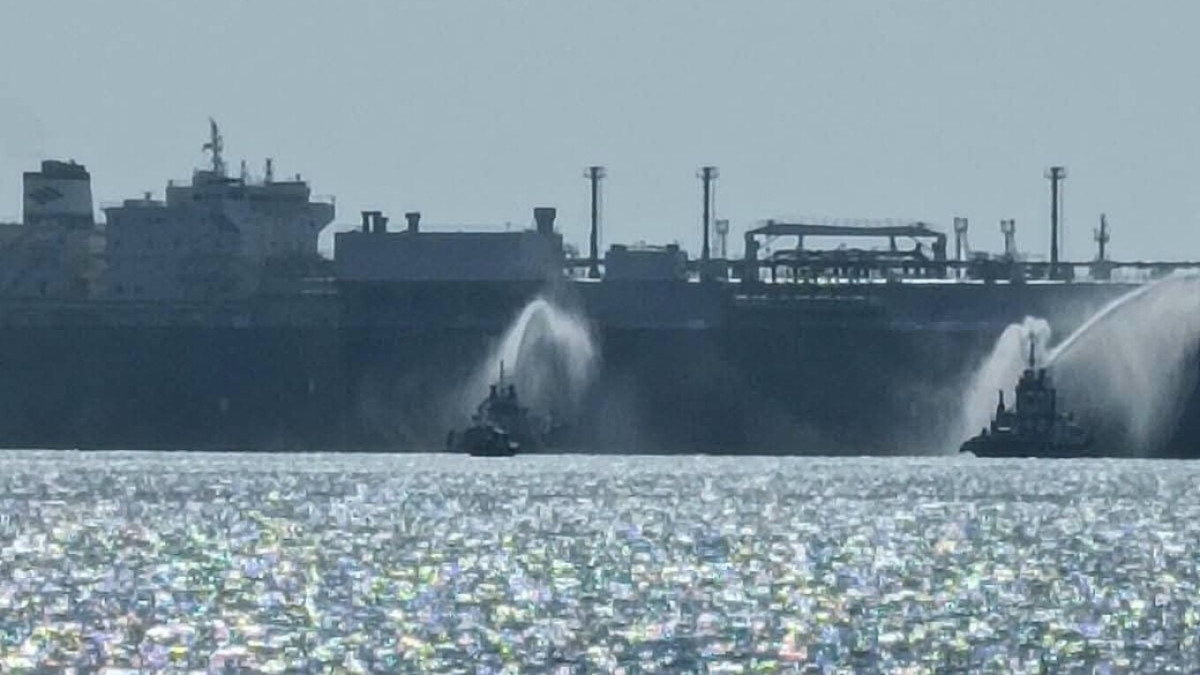 CNBC: Σε drone οφειλόταν η επίθεση σε πλοία μεταφοράς LNG υποστηρίζει η Αίγυπτος