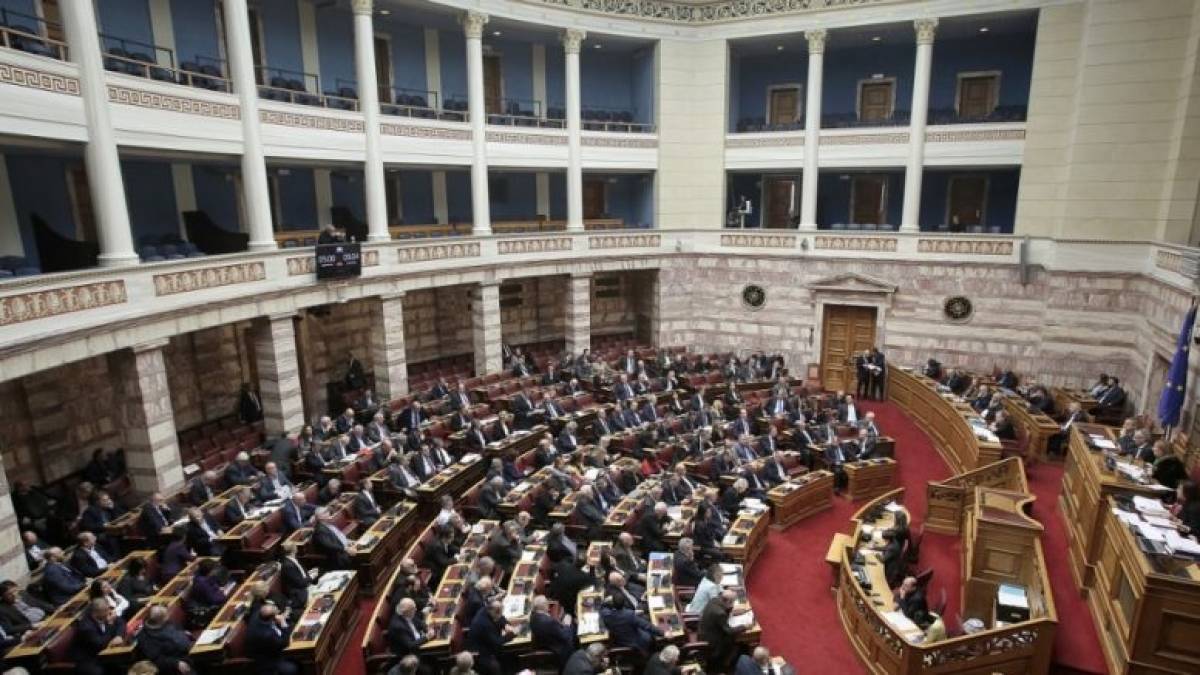 Στη Βουλή η δικογραφία για τις επιστροφές φαρμακευτικών εταιριών