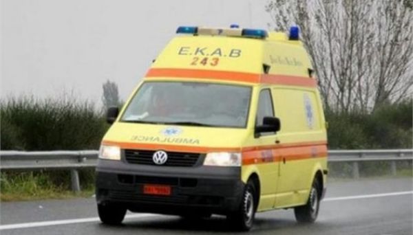 Κορινθία: Σύγκρουση αυτοκινήτου με τρακτέρ – Ένας νεκρός