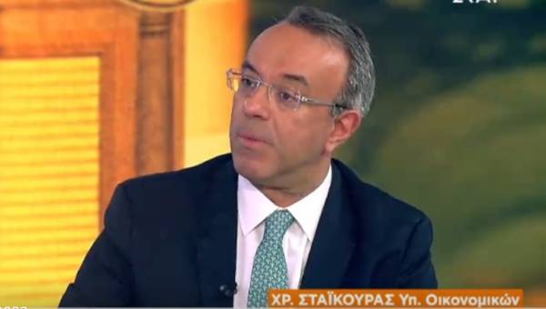 Σταϊκούρας: Διεύρυνση της επιδότησης καυσίμων, επιφυλάξεις για μείωση ΦΠΑ