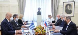 Δένδιας σε Λαβρόφ: Η Τουρκία γραφείο ταξιδίων για τζιχαντιστές-Κάντε εμπάργκο