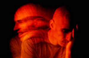 Πώς οι μετατραυματικές εμπειρίες μένουν ανεξίτηλες μέσα μας;