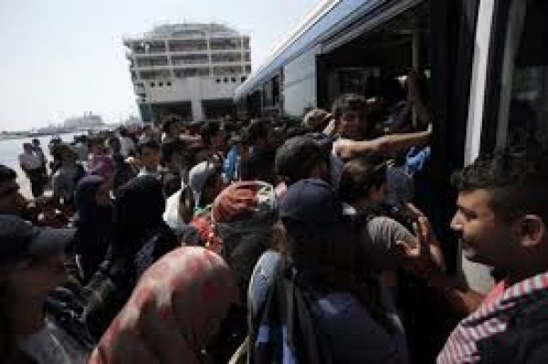Προσφυγικό: Ευρωπαϊκή συγχρηματοδότηση για τη ναύλωση πλωτών μέσων μεταφοράς