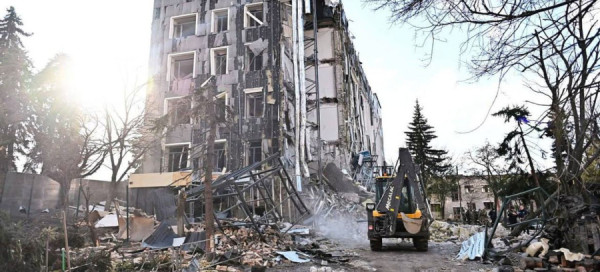 Ρωσική επίθεση μεγάλης κλίμακας σε ενεργειακές υποδομές και σιδηροδρόμους στην Ουκρανία