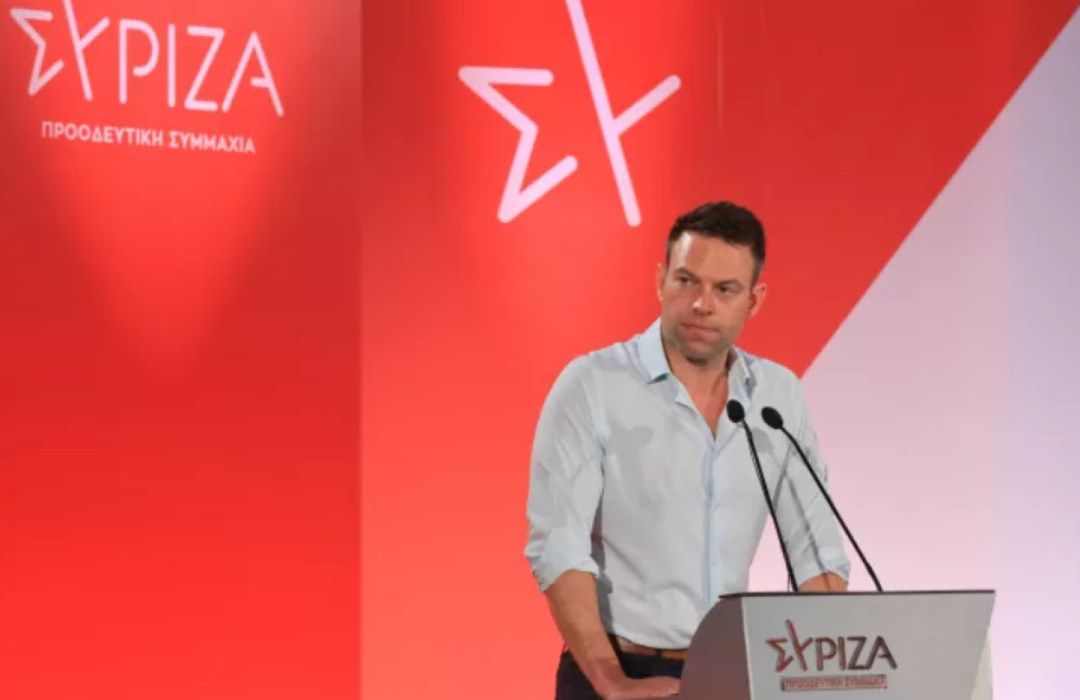 Ο Κασσελάκης δεσμεύτηκε να καταργήσει τις βουλευτικές ασυλίες