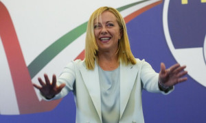 Μελόνι: Θα προστατεύσουμε το «Made in Italy»- Το κυβερνητικό πρόγραμμα