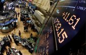 Ανοδικό γύρισμα στη Wall Street, κέρδη για πετρέλαιο και χρυσό