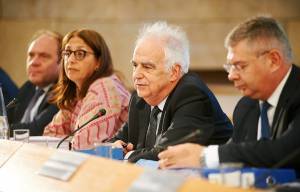 Οι έξι στρατηγικοί άξονες των ΕΛΠΕ για την επόμενη πενταετία