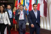 Σε διπλό ταμπλό, με Eurogroup και Σύνοδο του Νότου