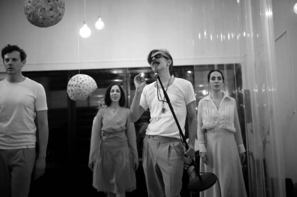 Συν & Πλην: «Η νύχτα της κουκουβάγιας» στην Κάμιρο