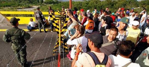 Βενεζουέλα: Περίπου 100 στρατιώτες έχουν αυτομολήσει στην Κολομβία